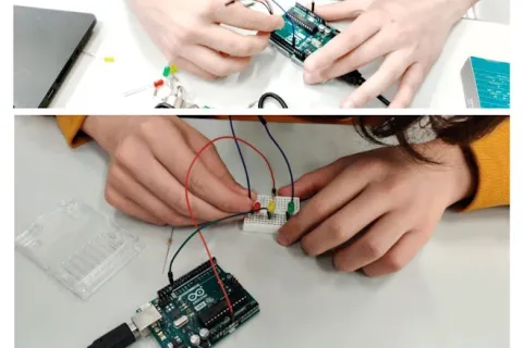 varie immagini combinate di mani che operano su Arduino