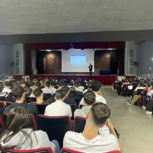 Aula Magna con studenti